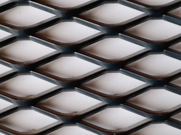 Diamond expanded metal walkway opening details