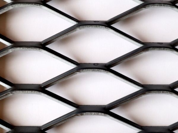Hexagonal expanded metal walkway opening details